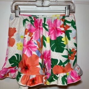 Love and Flowers ruffle edge shorts Sz 10
